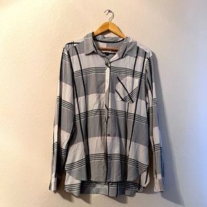Universal Threads Plaid Shirt | XL